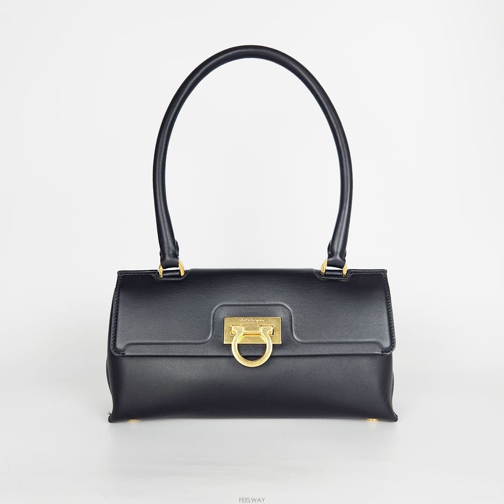 Ferragamo �䷹���� ���� Ʈ�������� ���� ������䷹���� ���� Ʈ�������� ���� �����
