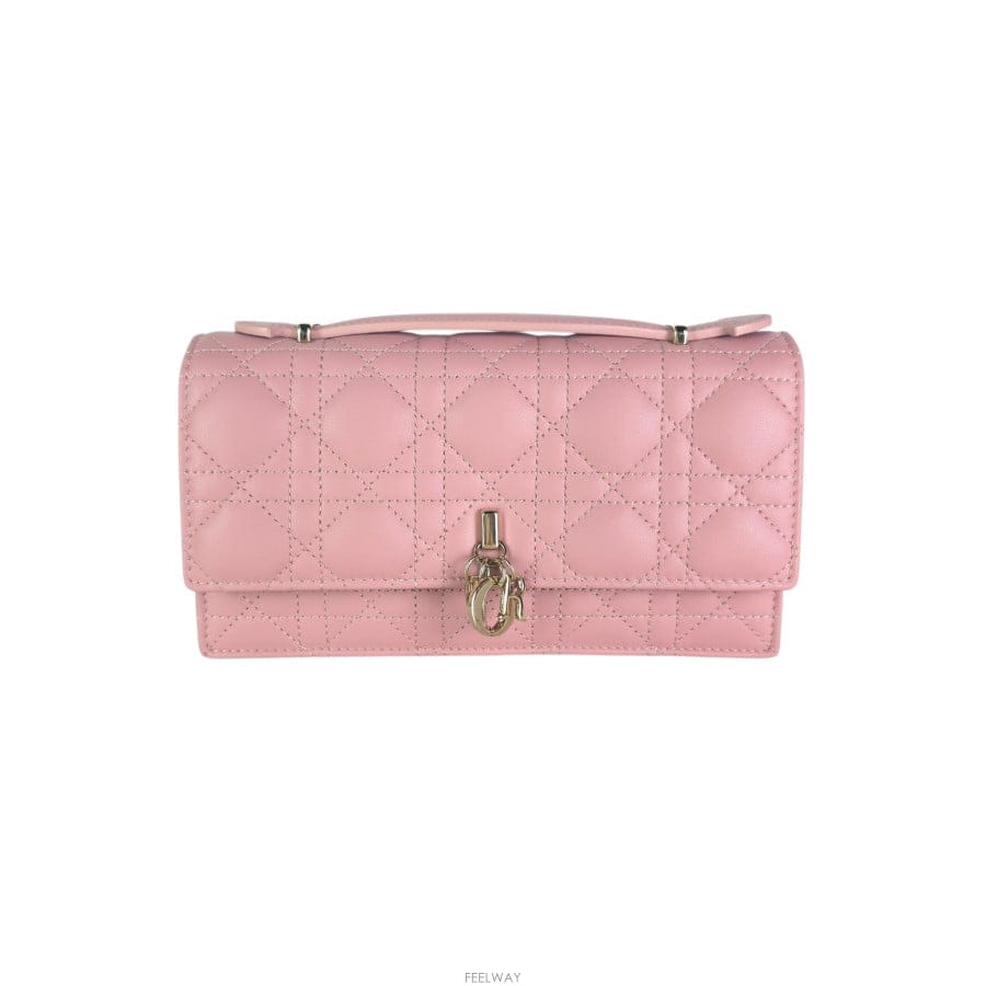 DIOR [�Ƹ�����]�̴� ��� ��� ���� ��� ��Ʈ�� ũ�ν���[�Ƹ�����]�̴� ��� ��� ���� ��� ��Ʈ�� ũ�ν���