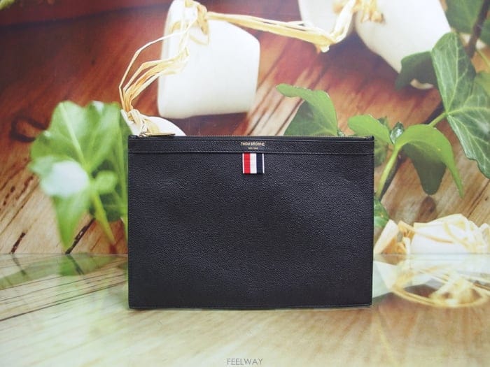 Thom Browne �������� �� ���� ���� ���� Ŭ��ġ�� ������ ��ǰ �߰� ��ǰ 61407�������� �� ���� ���� ���� Ŭ��ġ�� ������ ��ǰ �߰�
