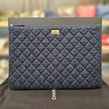 CHANEL ���� ���� Ŭ��ġ A81037���� ���� Ŭ��ġ A81037
