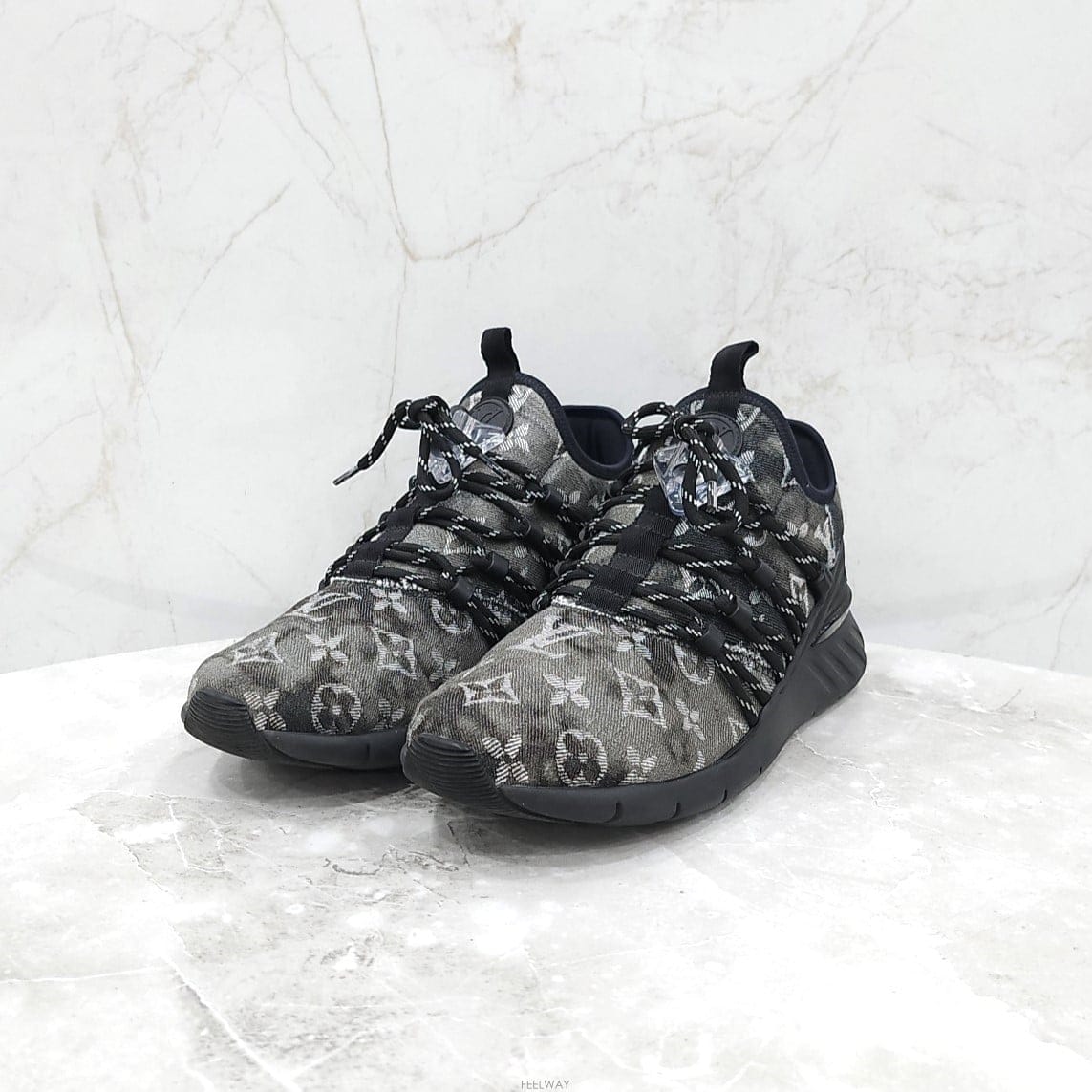 Louis Vuitton [������] 6 / ���̺��� ���׷� �н�Ʈ���� ����Ŀ��[������] 6 / ���̺��� ���׷� �н�Ʈ���� ����Ŀ��
