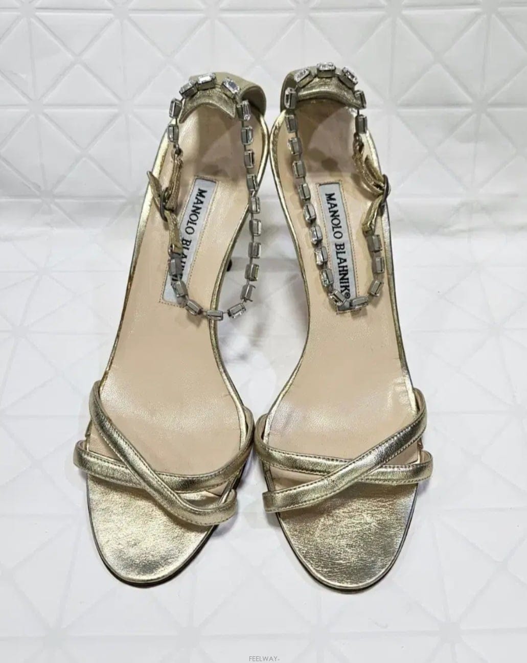 Manolo Blahnik ����κ���� ũ����Ż ��Ʈ�� ���鸶��κ���� ũ����Ż ��Ʈ�� ����