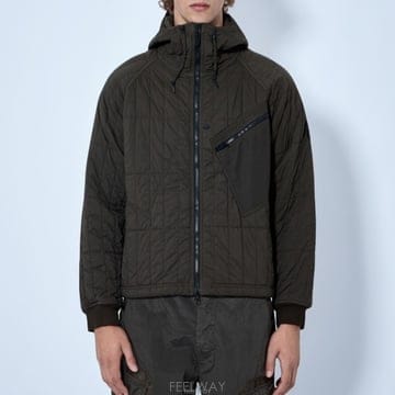 26 FW 스톤 아일랜드 와펜 슬리브 퀼트 후드 집업 자켓 L2S154100015 S0418 V0078