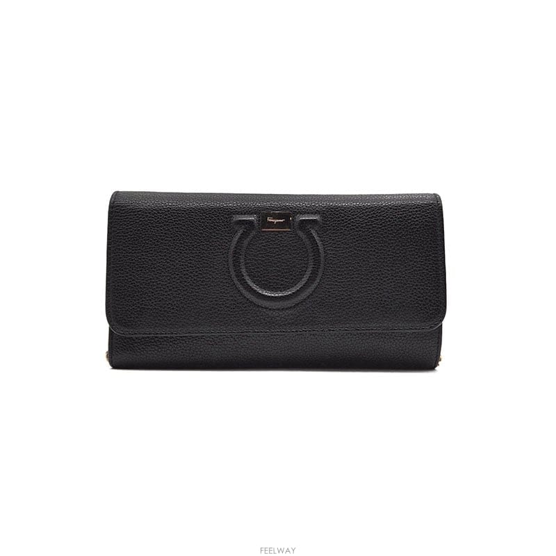 Ferragamo ��󰡸� ��ġ�� ü�� �̴� ũ�ν��� L635292��󰡸� ��ġ�� ü�� �̴� ũ�ν��� L635292