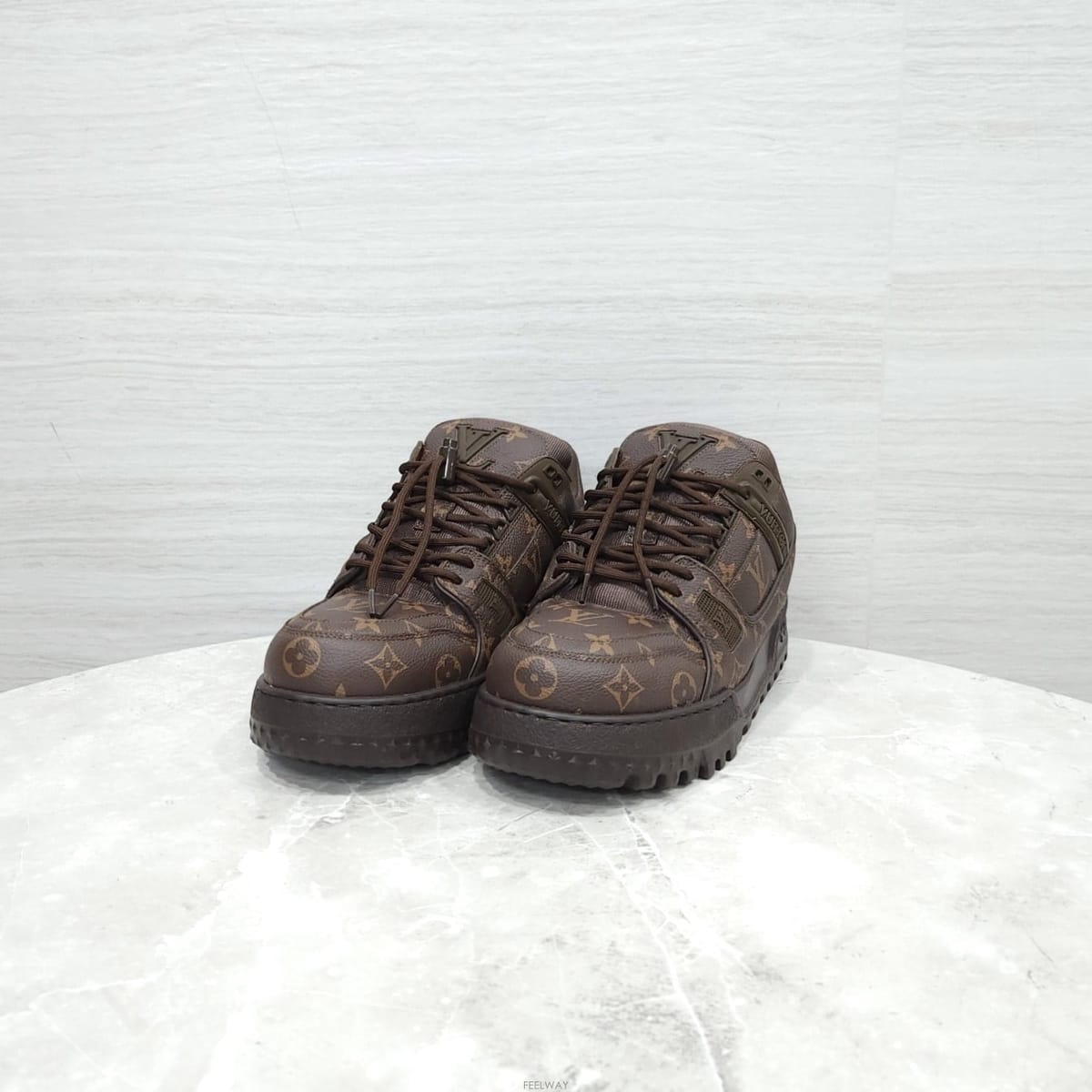 Louis Vuitton [������] (����ǰ) 8.5 / ���̺��� ���׷� Ʈ���̳� �ƽ� ����Ŀ�� 1AD7DQ[������] (����ǰ) 8.5 / ���̺��� ���׷� Ʈ���̳� ��