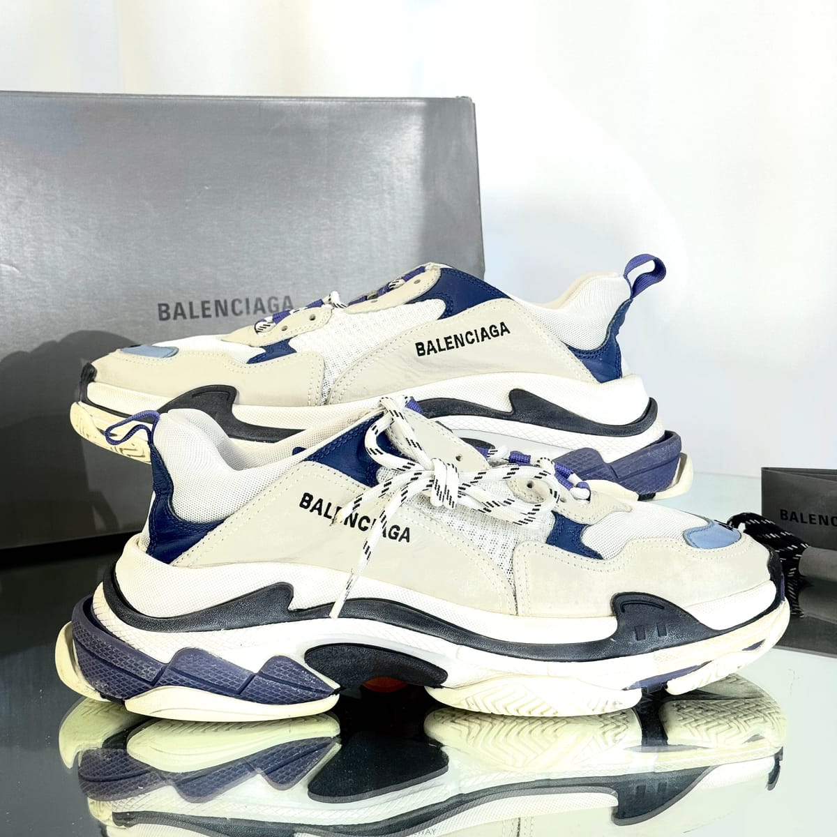 Balenciaga �߷��þư� Ʈ���� S Ʈ���� ���� ����Ŀ�� 280 ������߷��þư� Ʈ���� S Ʈ���� ���� ����Ŀ�� 280 ������