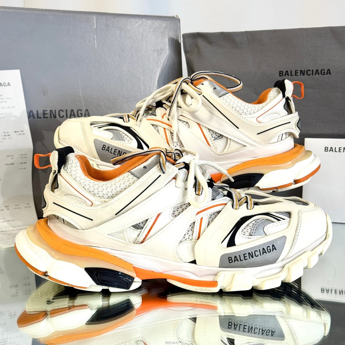 Balenciaga �߷��þư� Ʈ�� ���� ����Ŀ��260 ������߷��þư� Ʈ�� ���� ����Ŀ��260 ������