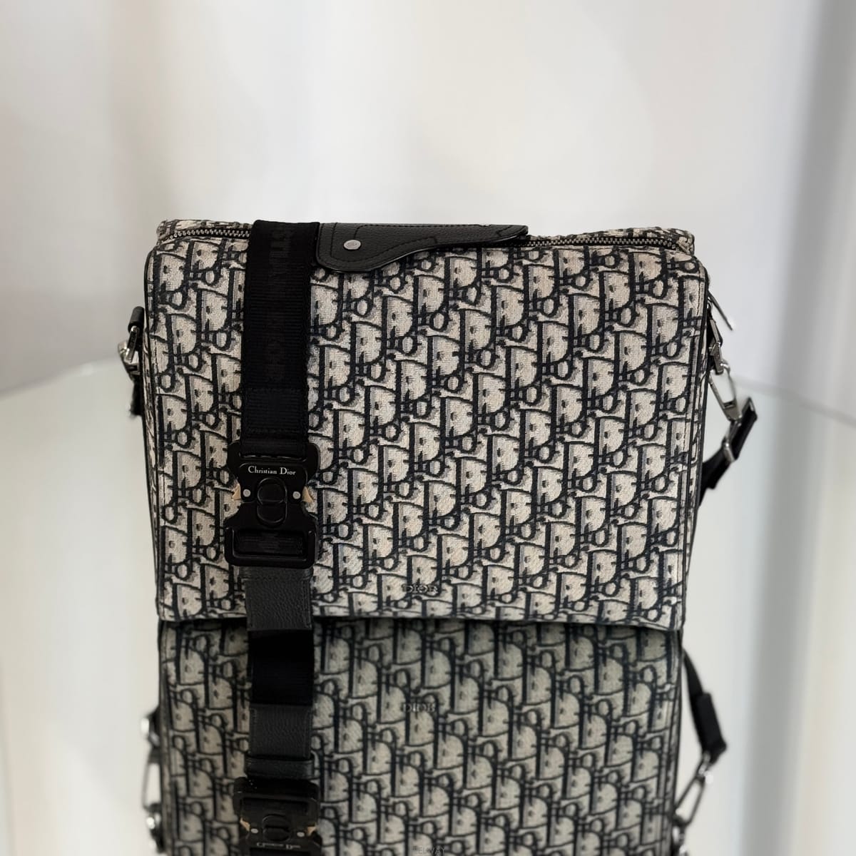 DIOR ��� ������ũ ������ �޽������� ������ũ ������ �޽�����