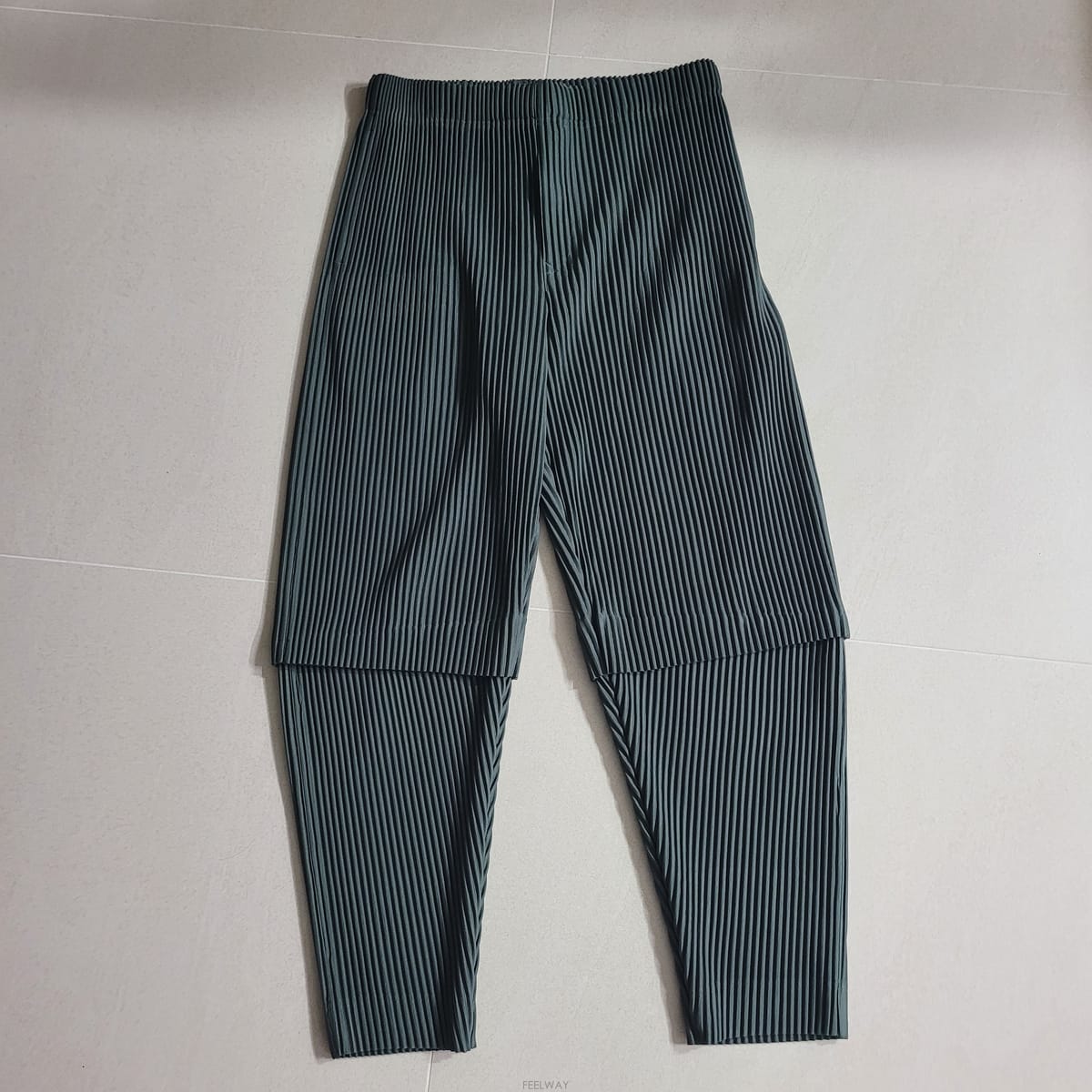Issey Miyake �̼��̹̾��� �ȹ� �ø��� ��ǰ ������ ���� 2�̼��̹̾��� �ȹ� �ø��� ��ǰ ������ ���� 2