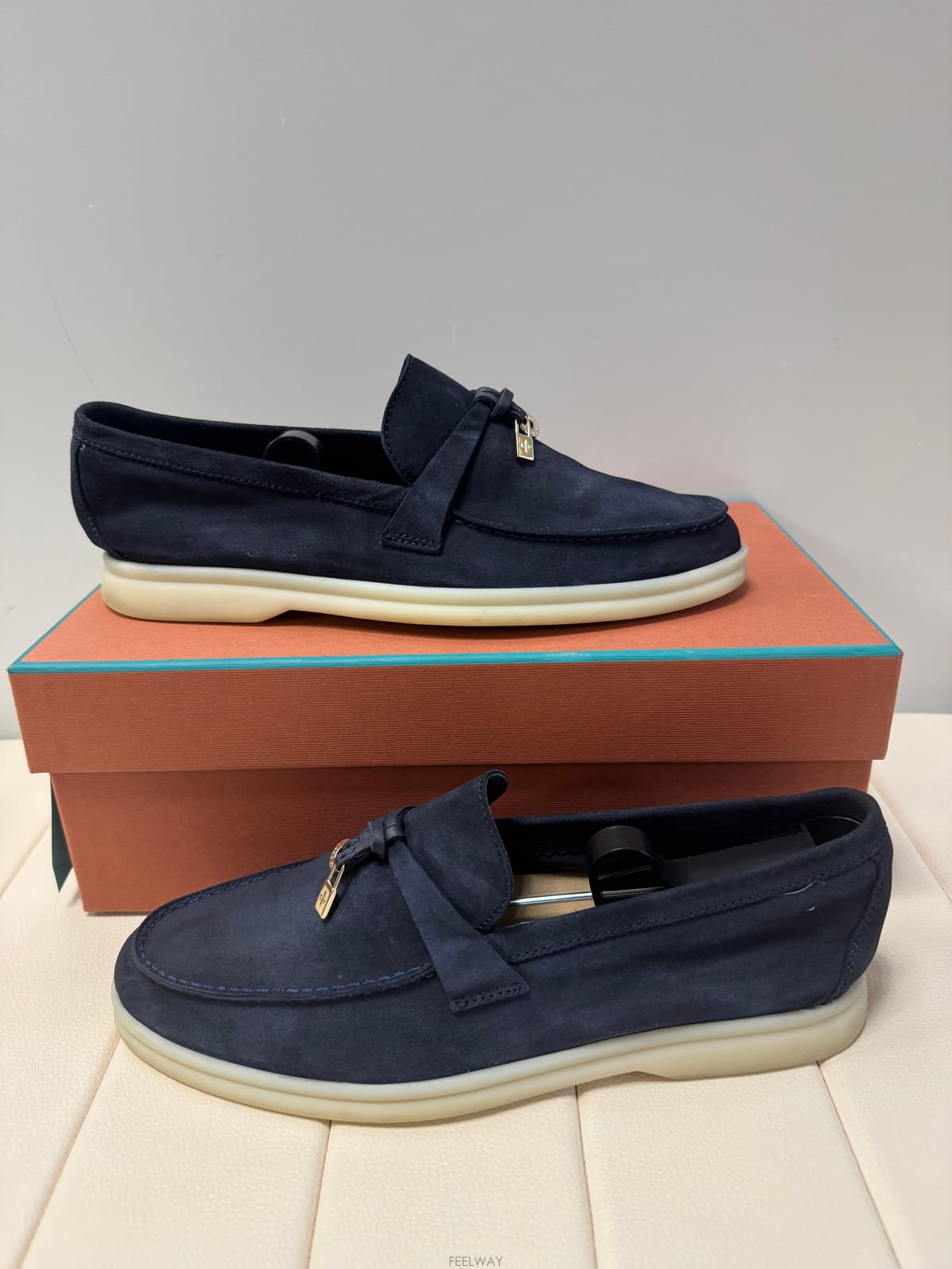 Loro Piana [Ʈ����] 36/230) �η��ǾƳ� ��ӿ�ũ ����[Ʈ����] 36/230) �η��ǾƳ� ��ӿ�ũ ����
