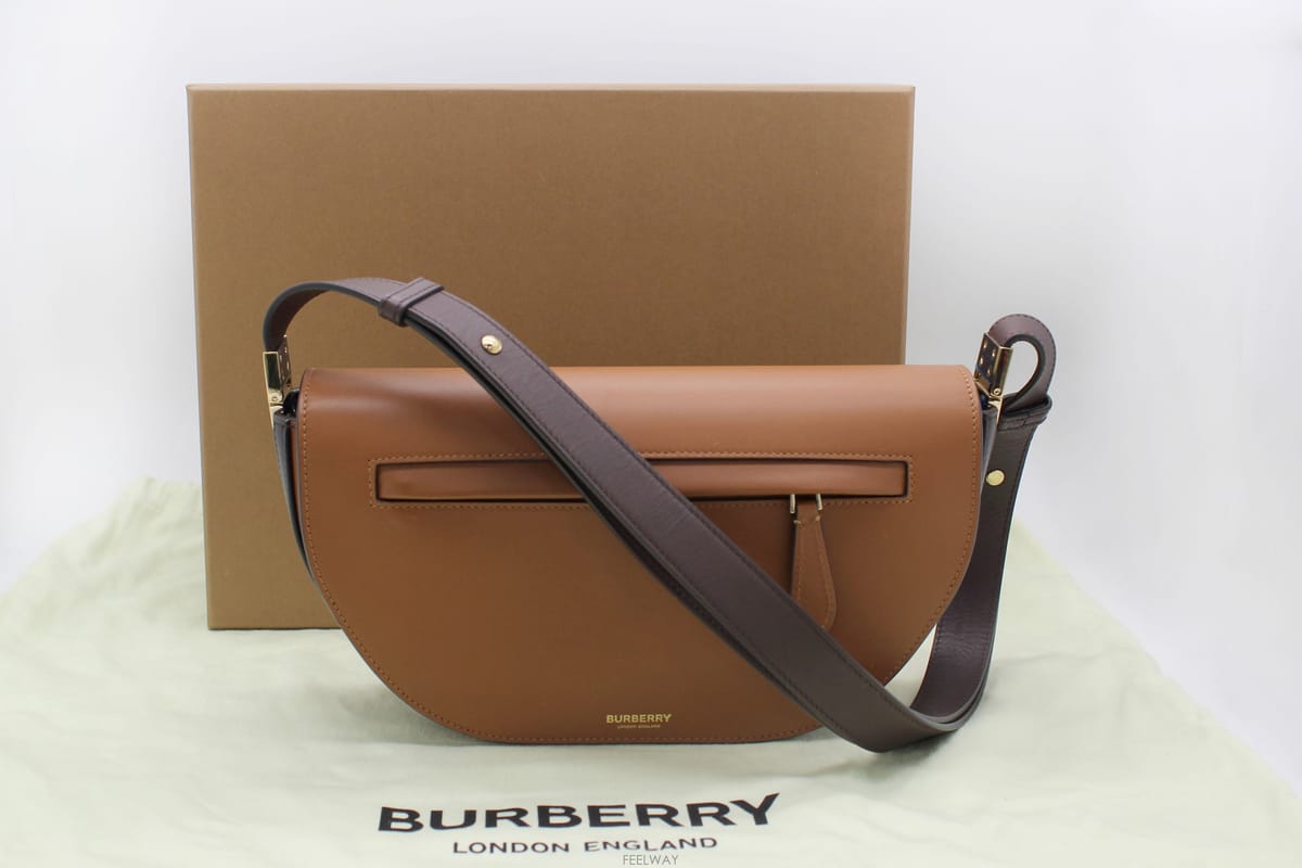 Burberry ������ �ø��Ǿƹ� �� ź 8034707������ �ø��Ǿƹ� �� ź 8034707