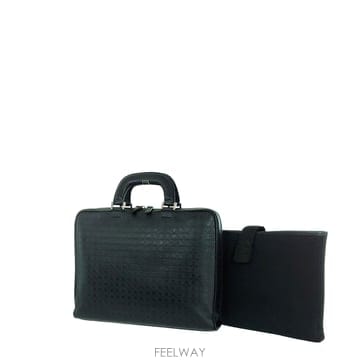 Ferragamo ��󰡸� ��ġ�� ���� ����������󰡸� ��ġ�� ���� ��������