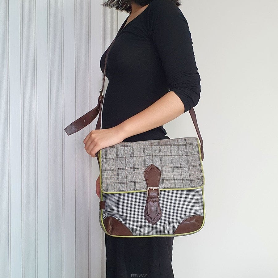 ETRO ��Ʈ�� üũ A4���� ȭ���� ���� ����� ũ�ν��� �߰� ���� ���ǾƳ뿡Ʈ�� üũ A4���� ȭ���� ���� ����� ũ�ν��� �߰� ��