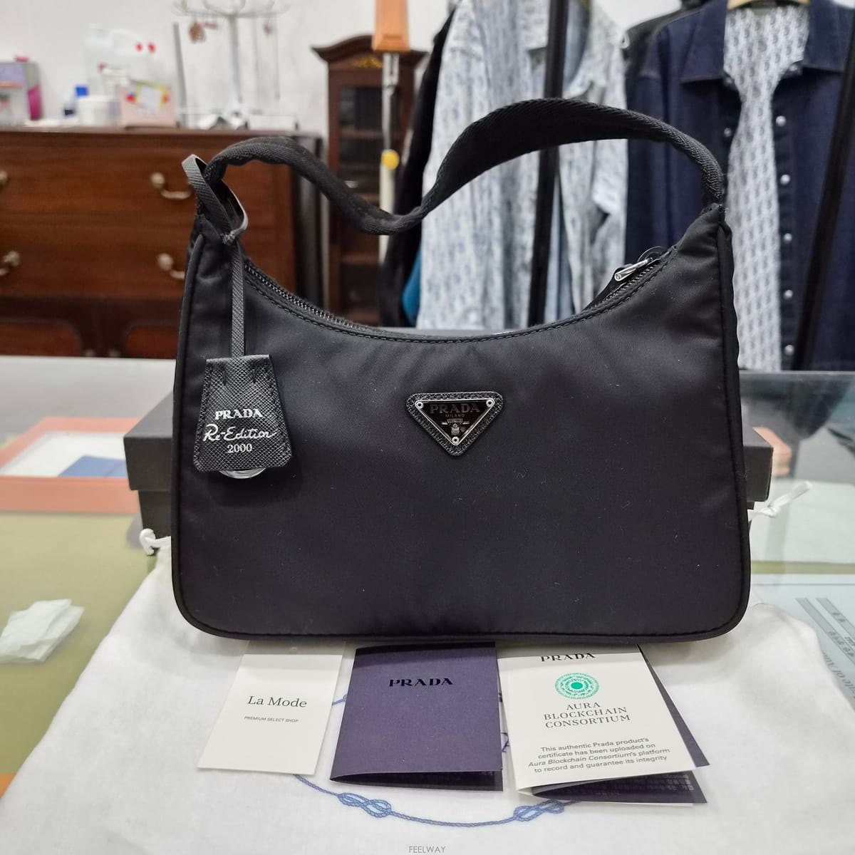 PRADA ����� ������� 2000 ���Ϸ� �ڵ�� ��������� ������� 2000 ���Ϸ� �ڵ�� ����