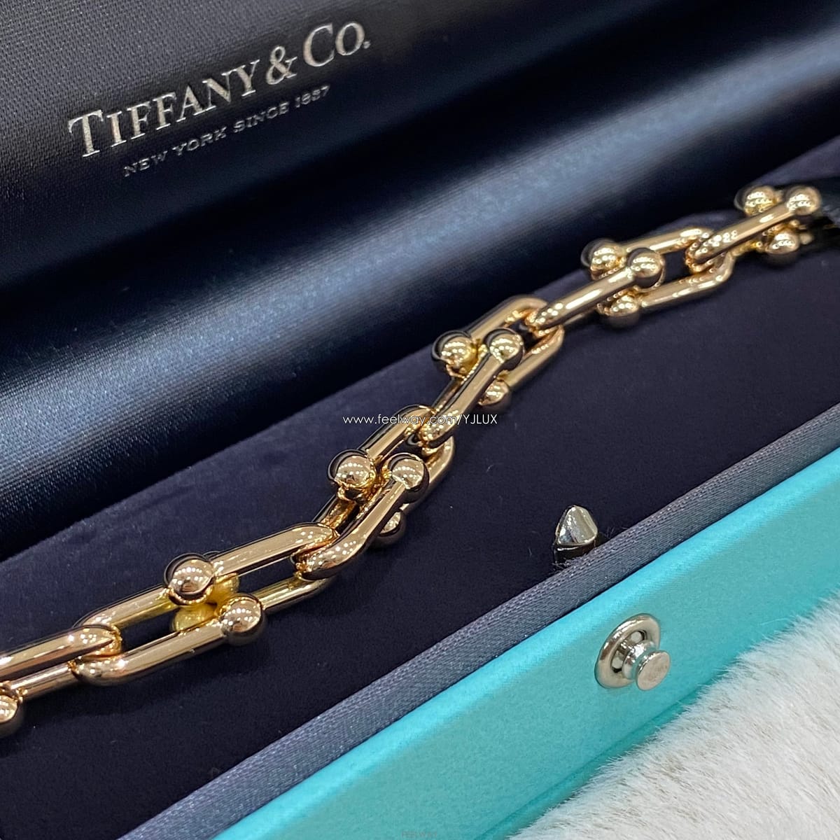 TIFFANY & Co Ƽ�Ĵ� M �ϵ���� ��ũ ���� �̵� ������ Y30140Ƽ�Ĵ� M �ϵ���� ��ũ ���� �̵� ������ Y30140