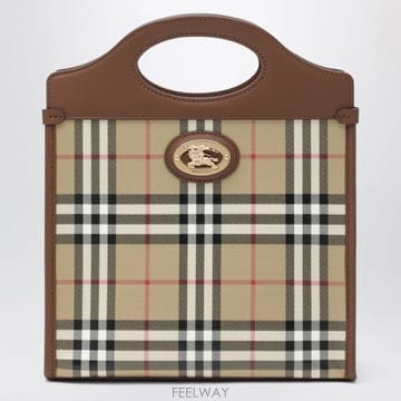 Burberry [A1] ������ 8128442176237 ũ�ν��� ����� �ڵ�� ���� 8128442176237A7026[A1] ������ 8128442176237 ũ�ν��� ����� �ڵ�� ���� 