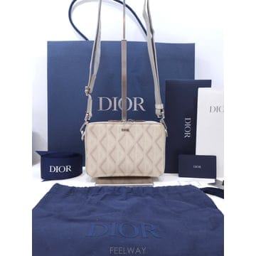 DIOR ��� CD���̾Ƹ�� ��Ʈ�� �Ŀ�ġ ũ�ν����� CD���̾Ƹ�� ��Ʈ�� �Ŀ�ġ ũ�ν���