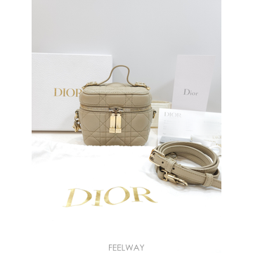 DIOR ��� ���̵� ����ũ�� ����Ƽ���� ���̵� ����ũ�� ����Ƽ��