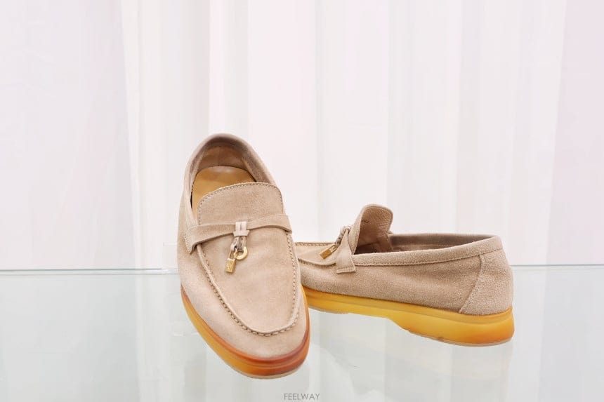 Loro Piana �η��ǾƳ� ��ӿ�ũ ���彺�� �����̵� ���� ��ȭ FAE5444�η��ǾƳ� ��ӿ�ũ ���彺�� �����̵� ���� ��ȭ FAE544