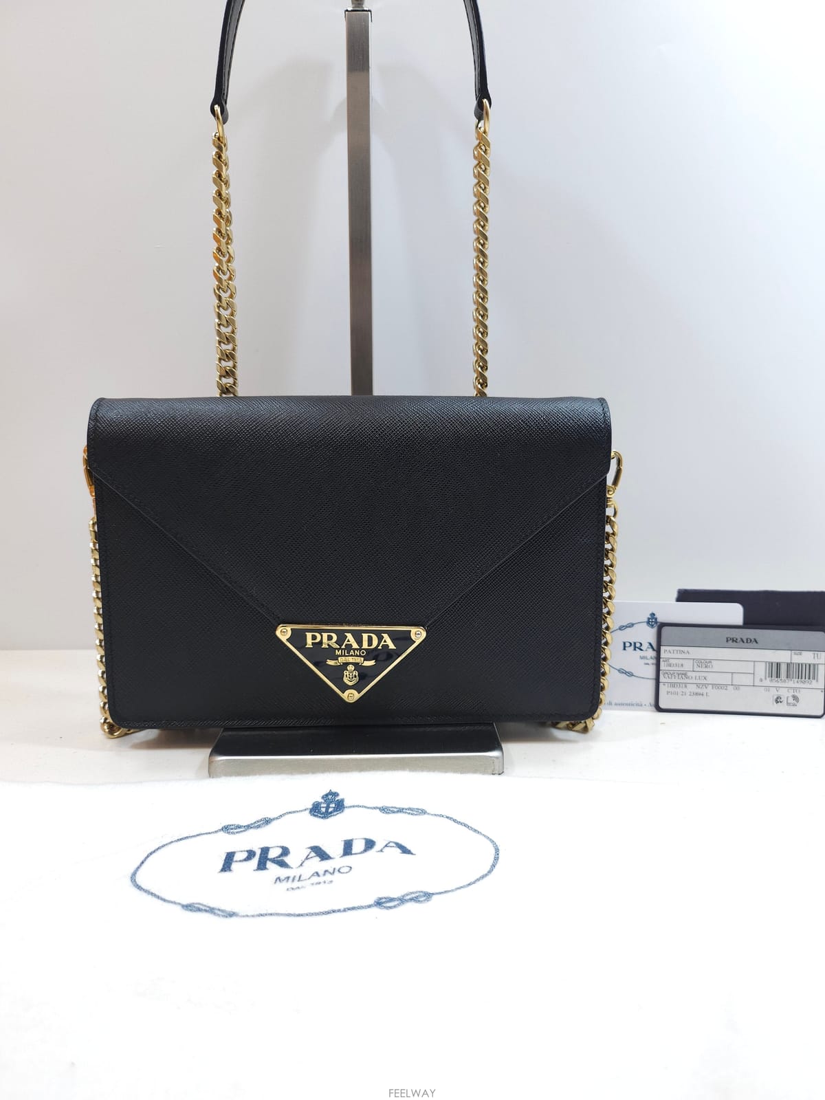 PRADA ����� ���ǾƳ� ũ�ν�������� ���ǾƳ� ũ�ν���