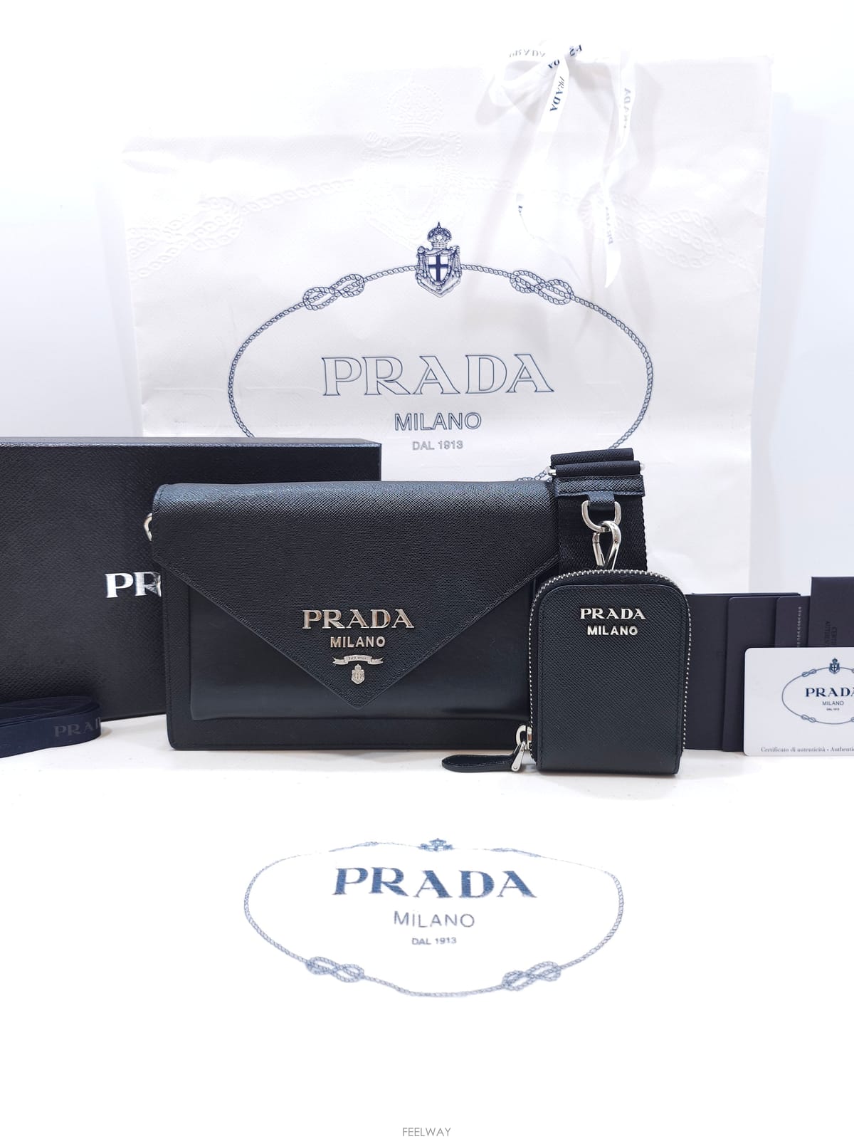 PRADA ����� ���ǾƳ� �������� ũ�ν�������� ���ǾƳ� �������� ũ�ν���