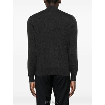 Brunello Cucinelli �׶�����Ÿ �ؿ� ���ڷ� ��ġ�ڸ� ���� CASHMERE TURTLE NECK ������ M2200124CMD52�׶�����Ÿ �ؿ� ���ڷ� ��ġ�ڸ� ���� CASHMERE TURTLE