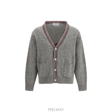 Thom Browne �ؿ� ���¸���� AW26 �� ���� ���� ���� ���װ� ���� ����� MKC647AY1506_055�ؿ� ���¸���� AW26 �� ���� ���� ���� ���װ� ���� 