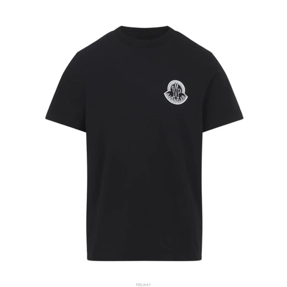Moncler ������� �����巰����  26SS ��Ŭ���� �ΰ� ��ư ���� Ƽ���� 8C00020������� �����巰����  26SS ��Ŭ���� �ΰ� ��ư ���� Ƽ