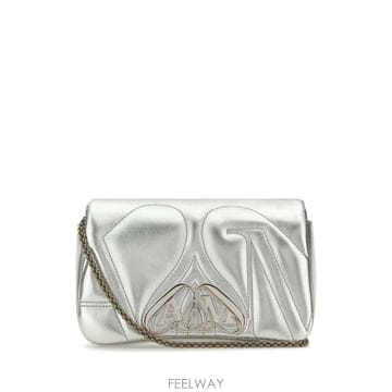 24SS 알렉산더 맥퀸 Silver 레더 미니 Seal 클러치 7770111BL0I1400 TP5772892