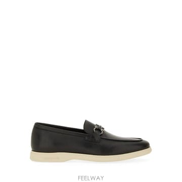 Ferragamo 모카신 간치니