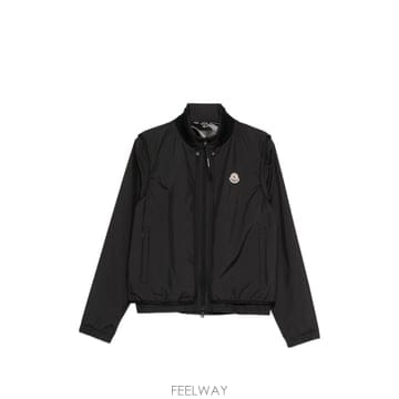 26SS Moncler Nylon 자켓  High contrast collar  Double 집 closur