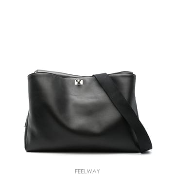 26SS Balenciaga 레더 백 Rodeo 8218872ABOX1000 TP572658261