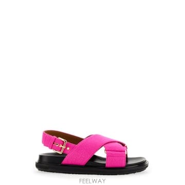 22FW Marni Fussbett 샌들 in lipstick colored 레더 FBMS003801P136