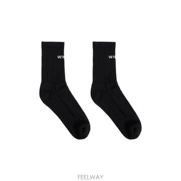 Vetements Vetements �ΰ� ��Ÿ���þ� �縻 UH27S0300B0 BLACK TP979438178Vetements �ΰ� ��Ÿ���þ� �縻 UH27S0300B0 BLACK TP979
