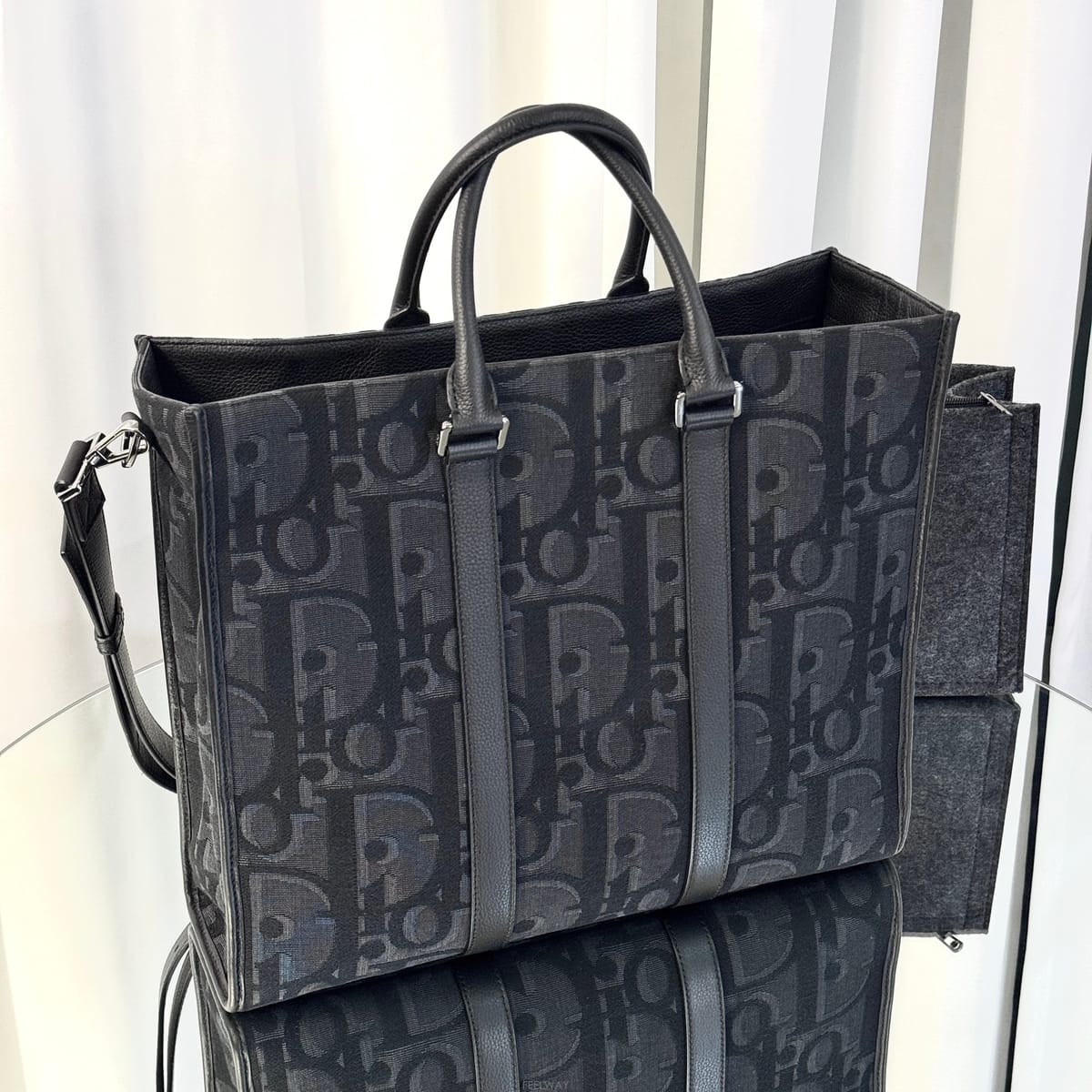 DIOR [����ǰ��] 25FW ��� �̽�Ʈ ����Ʈ ��Ʈ�� �ƽ� ����[����ǰ��] 25FW ��� �̽�Ʈ ����Ʈ ��Ʈ�� �ƽ� ����