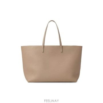 FENDI 26FW ��� ��Ʈ�� 8BH444 B1E7F1XR8 TAUPE26FW ��� ��Ʈ�� 8BH444 B1E7F1XR8 TAUPE