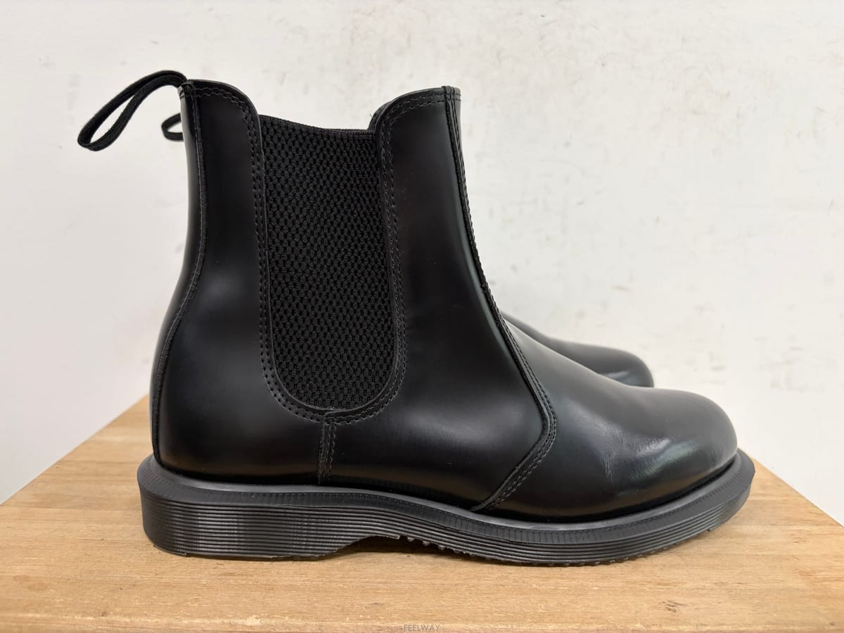 Dr. Martens ���͸�ƾ ���� ÿ�� ���� 230���͸�ƾ ���� ÿ�� ���� 230
