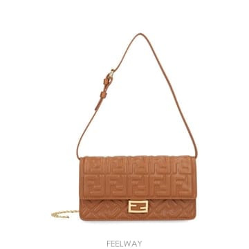 FENDI [A94]��� 8M0498AAJDF1UJK ���� ��Ʈ�� ž�ڵ�� FENDI FENDI Baguette Cha[A94]��� 8M0498AAJDF1UJK ���� ��Ʈ�� ž�ڵ�� FENDI F
