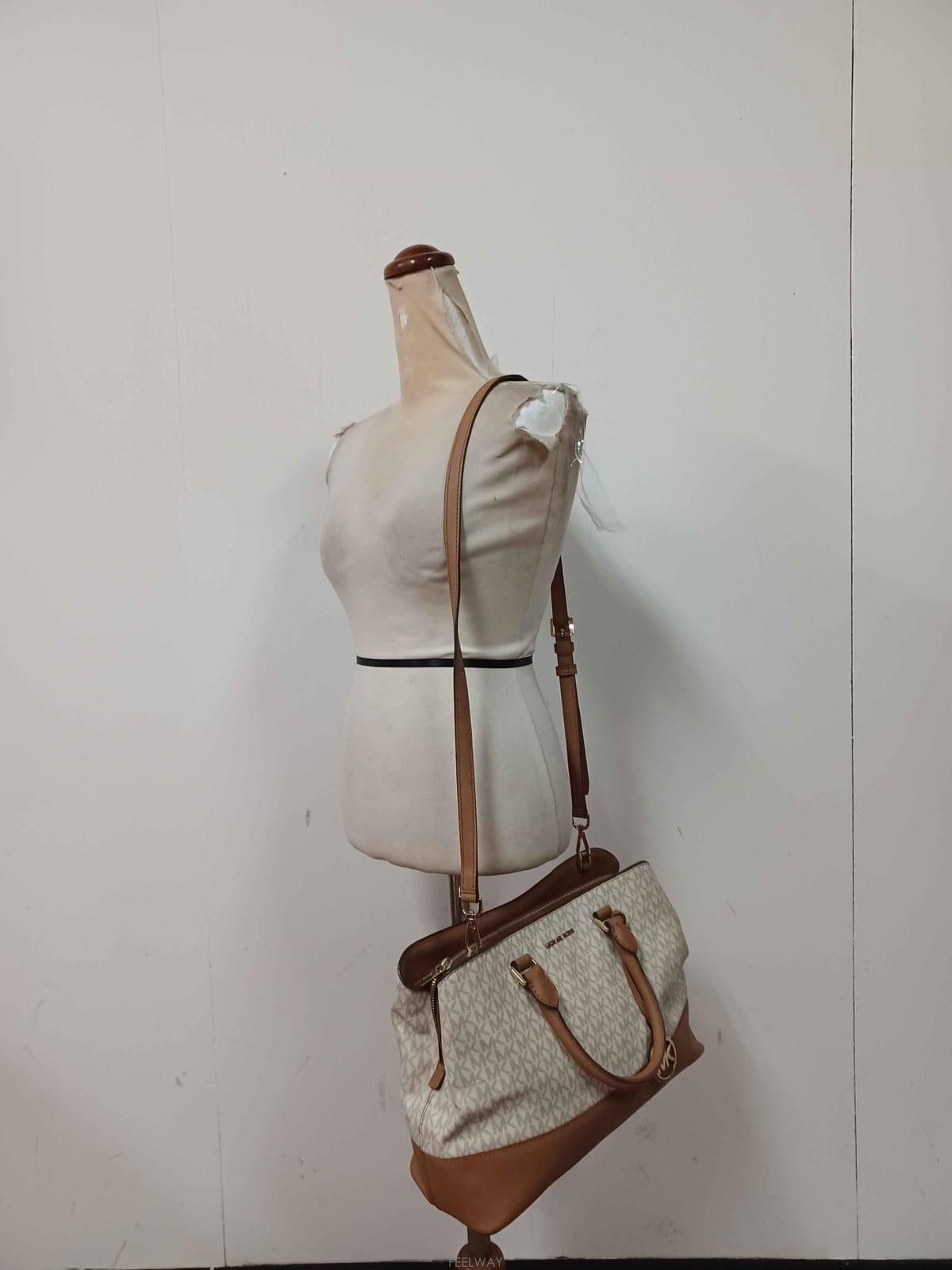 Michael Kors ��ȫ����/B-10835/����Ŭ�ھ ��ǰ ������ ���&ũ�ν����ȫ����/B-10835/����Ŭ�ھ ��ǰ ������ ���&ũ�ν�