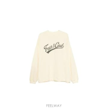 Fear of God �δ��� FEAR OF GOD ESSENTIALS �Ǿ���갫 ������ ���̺��� ����Ʈ�����δ��� FEAR OF GOD ESSENTIALS �Ǿ���갫 ������ ���̺�