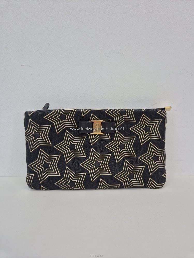 Ferragamo [�߰� ��ǰ ������ �����] ��󰡸� ��Ÿ ������̴��� ���� Ŭ��ġ 072026[�߰� ��ǰ ������ �����] ��󰡸� ��Ÿ ������̴��� 