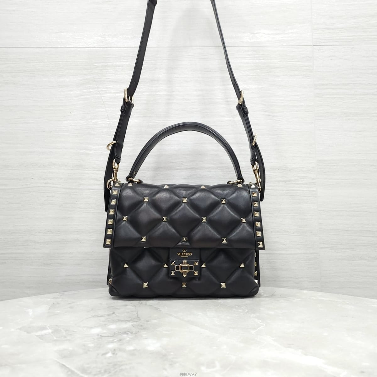 Valentino [������] �߷�Ƽ�� ���� ����ٴ� ���͵� ĵ�� �̴� ����� RW2B0B55[������] �߷�Ƽ�� ���� ����ٴ� ���͵� ĵ�� �̴� ���