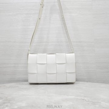 Bottega Veneta [������] ���װ�����Ÿ ��Ʈ��ġ���� ī��Ʈ ũ�ν��ٵ�� ȭ��Ʈ[������] ���װ�����Ÿ ��Ʈ��ġ���� ī��Ʈ ũ�ν��ٵ��