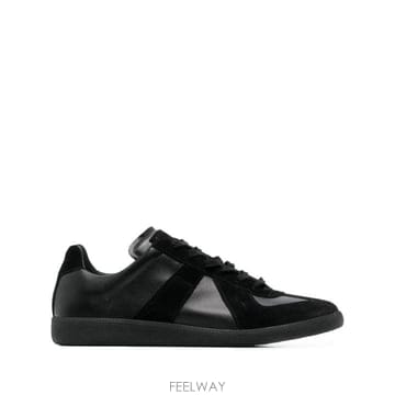 Maison Margiela 26FW ���������� ���ø�ī ����Ŀ�� S57WS0236P1897 900 BLACK26FW ���������� ���ø�ī ����Ŀ�� S57WS0236P1897 900 B