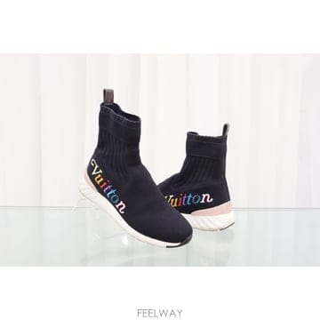 Louis Vuitton �߰� ���̺��� �����Ͱ��� ����Ŀ�� �ȭ 1A5C70�߰� ���̺��� �����Ͱ��� ����Ŀ�� �ȭ 1A5C70
