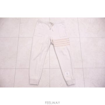 Thom Browne �߰� ����� ��� 4�� ����Ʈ Ʈ���̴� ���� MJQ177A 06910 113�߰� ����� ��� 4�� ����Ʈ Ʈ���̴� ���� MJQ177A 06