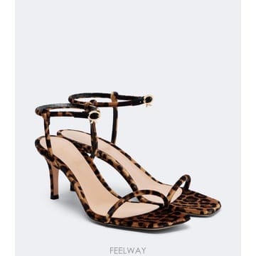 Gianvito Rossi 26 FW ���Ⱥ��� �ν� �����ĵ� ����Ʈ ���� ���� TP57902660226 FW ���Ⱥ��� �ν� �����ĵ� ����Ʈ ���� ���� TP579026