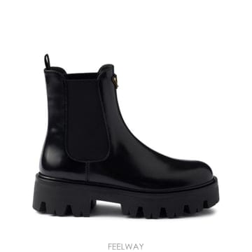 PRADA 25FW ����� STIVALI 1T186OF050055F0002 TP57889652225FW ����� STIVALI 1T186OF050055F0002 TP578896522