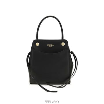 PRADA �ؿ� ���¸���� AW26 ����� ���� �̴� �ڵ���� ��� �ٴϼ��� 1BA496VOOO2C6A_F0002�ؿ� ���¸���� AW26 ����� ���� �̴� �ڵ���� ��� ��