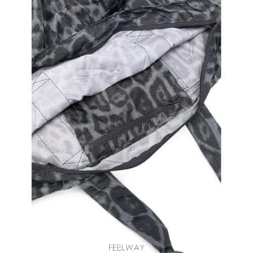 Adidas �׶�����Ÿ �ؿ� �Ƶ�ٽ� ���ڶ��īƮ�� ���� PRINTED TOTE BAG KS3069CARBON DOVGR�׶�����Ÿ �ؿ� �Ƶ�ٽ� ���ڶ��īƮ�� ���� PRINTED T